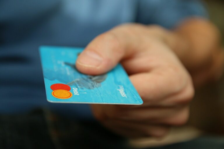 É vantagem HOJE ter um cartão de crédito recarregável