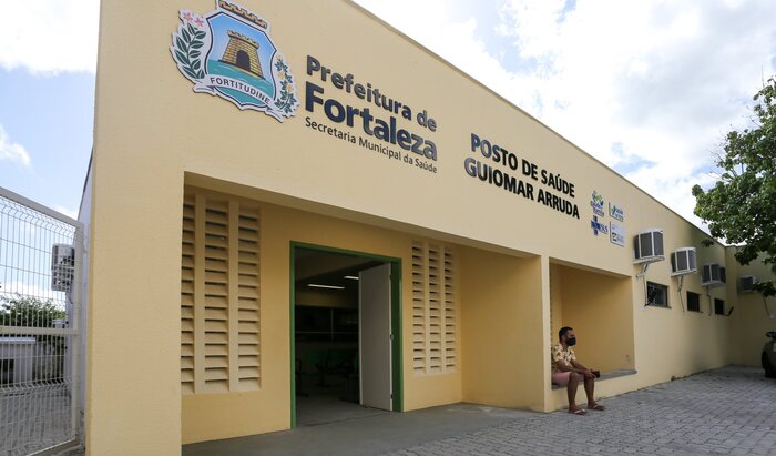 Fortaleza abre concurso para 733 profissionais de saúde com salários de até R$ 13 mil